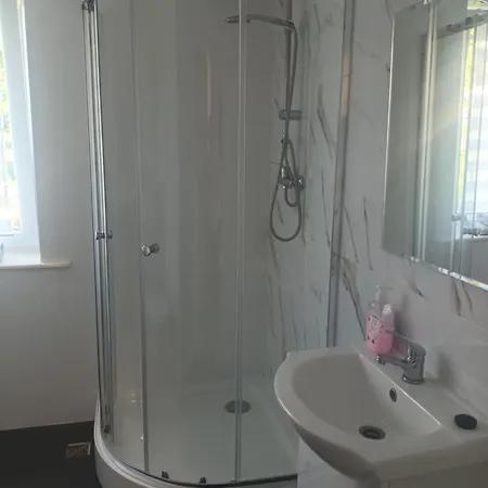 Mieszkanie Do Wynajecia Homestay *